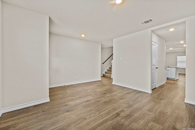 202 Hooded Dotterel, San Antonio, TX 78253