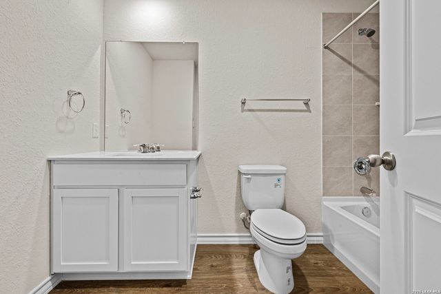 202 Hooded Dotterel, San Antonio, TX 78253