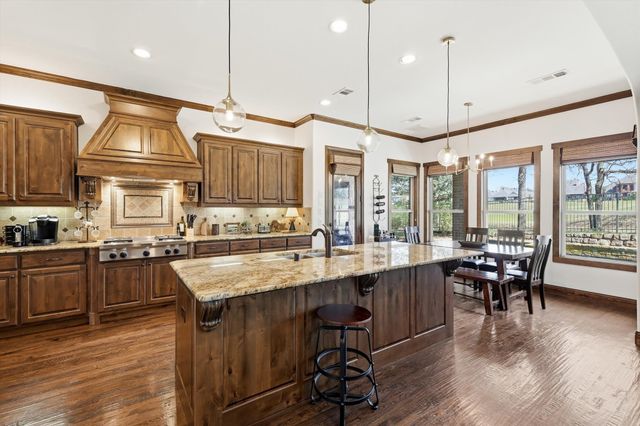 9741 Blanco Drive, Lantana, TX 76226