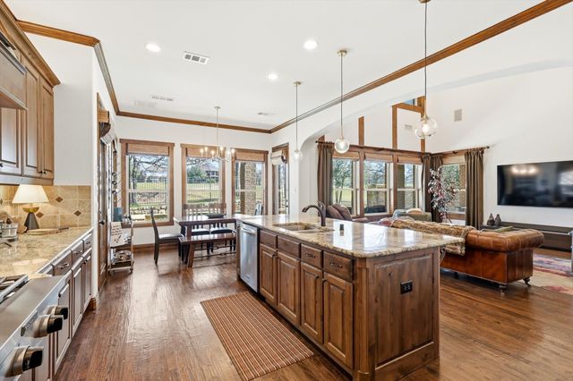 9741 Blanco Drive, Lantana, TX 76226