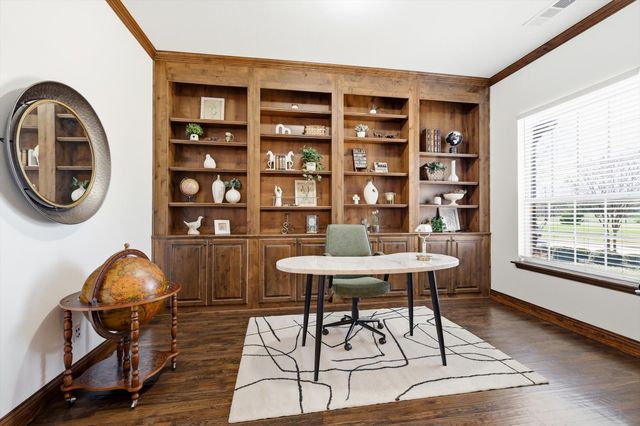 9741 Blanco Drive, Lantana, TX 76226