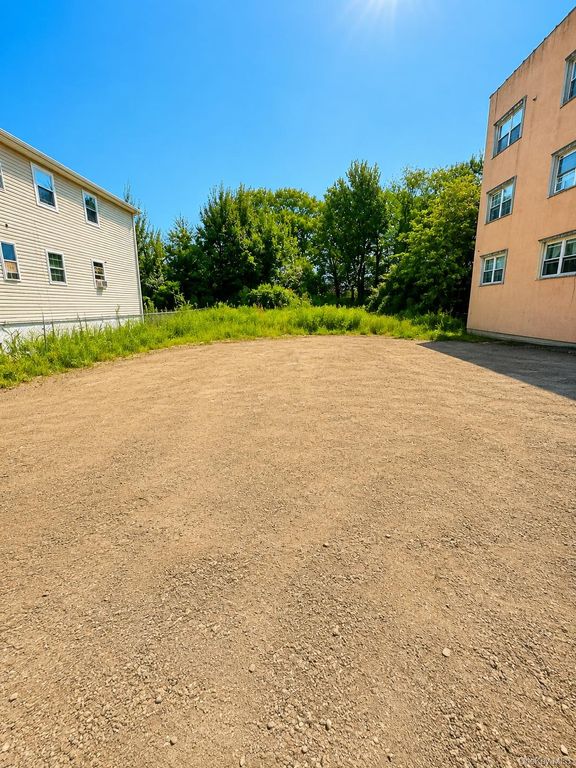 330 Beach 84, Arverne, NY 11693 — photo 3