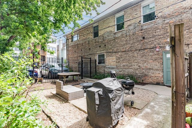 1456 W Irving Park Road 1, Chicago, IL 60613