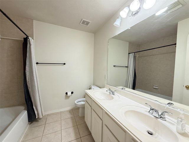 1528 Mesa Verde Drive, League City, TX 77573