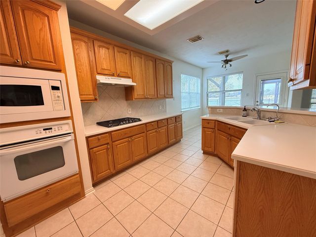 1528 Mesa Verde Drive, League City, TX 77573