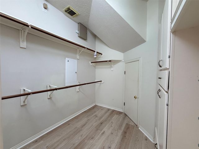 1528 Mesa Verde Drive, League City, TX 77573