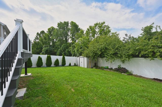104 Parker Dr, Antioch, TN 37013