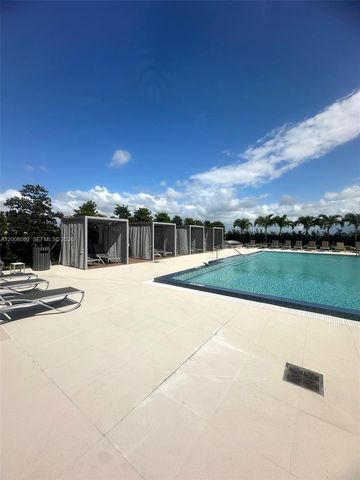 7901 Hispanola Ave 808, North Bay Village, FL 33141