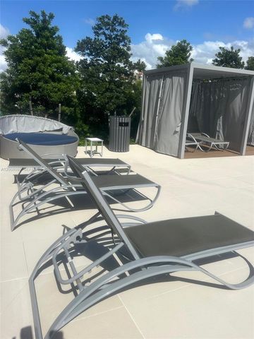 7901 Hispanola Ave 808, North Bay Village, FL 33141