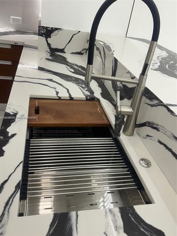 7901 Hispanola Ave 808, North Bay Village, FL 33141