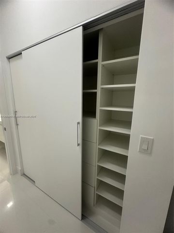 7901 Hispanola Ave 808, North Bay Village, FL 33141