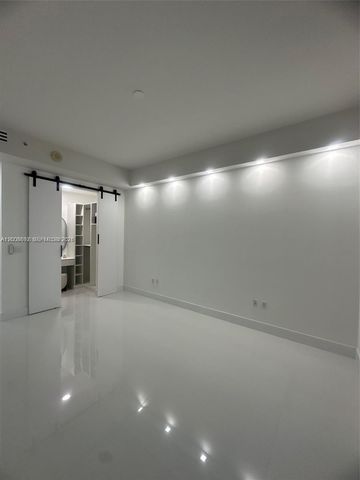 7901 Hispanola Ave 808, North Bay Village, FL 33141