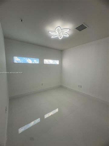 7901 Hispanola Ave 808, North Bay Village, FL 33141