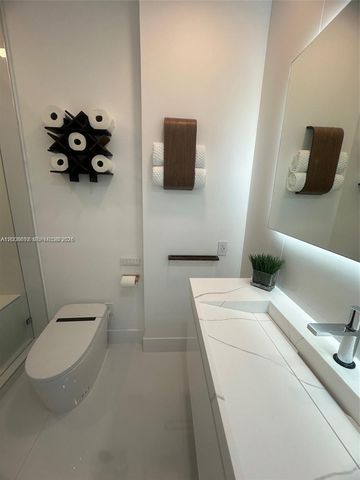 7901 Hispanola Ave 808, North Bay Village, FL 33141