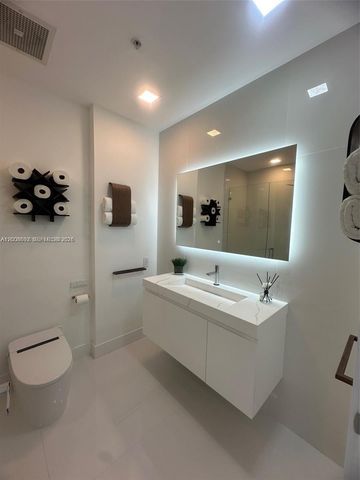 7901 Hispanola Ave 808, North Bay Village, FL 33141