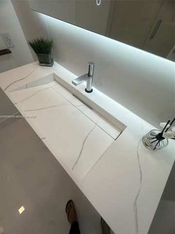 7901 Hispanola Ave 808, North Bay Village, FL 33141