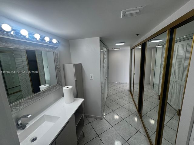 210 174th Street 2110, Sunny Isles Beach, FL 33160
