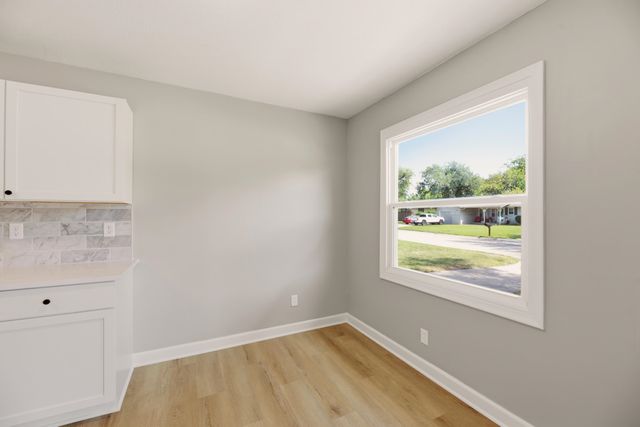 1425 N Georgie Ave, Derby, KS 67037
