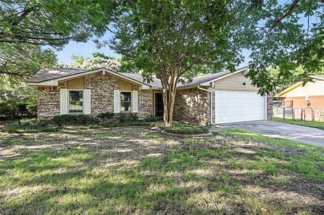502 Lakeside Drive, Duncanville, TX 75116