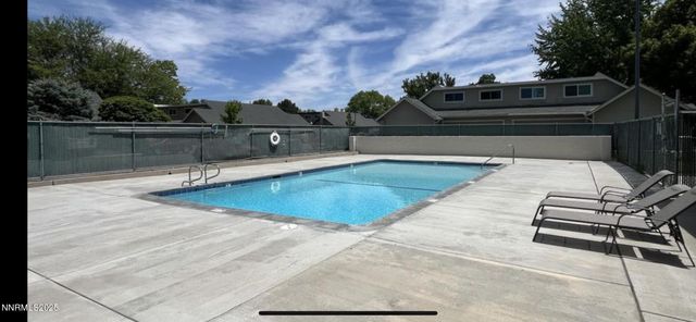 1665 London Circle, Sparks, NV 89431