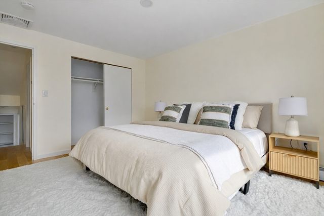 321 Harvard Street 307, Cambridge, MA 02139