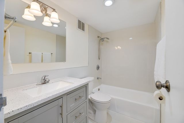 321 Harvard Street 307, Cambridge, MA 02139