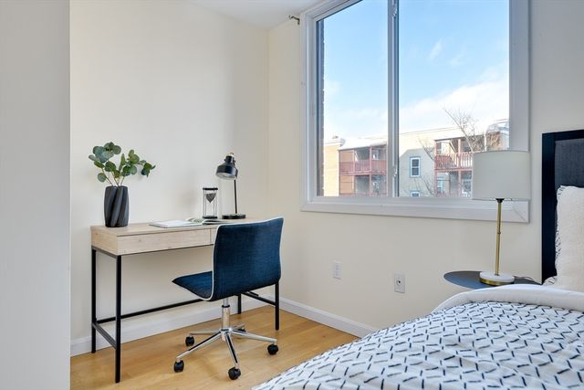 321 Harvard Street 307, Cambridge, MA 02139