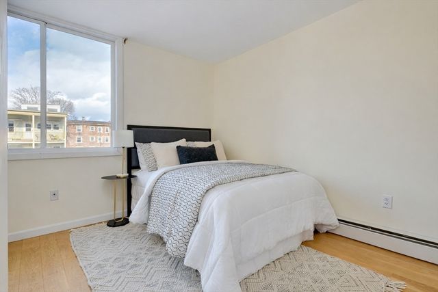 321 Harvard Street 307, Cambridge, MA 02139