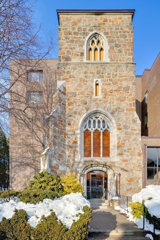 321 Harvard Street 307, Cambridge, MA 02139