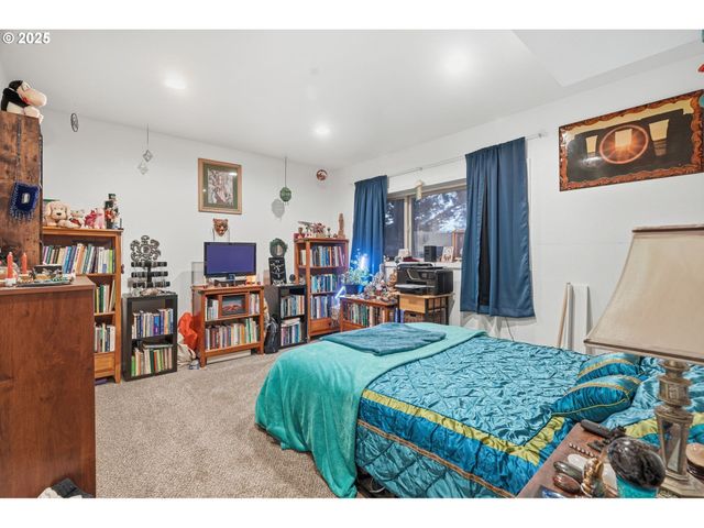 5087 TERRYLEE Ct Se, Salem, OR 97306