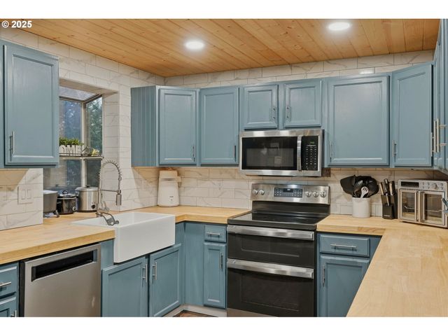 5087 TERRYLEE Ct Se, Salem, OR 97306