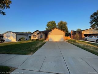 38638 Harrison Drive, Sterling Heights, MI 48310