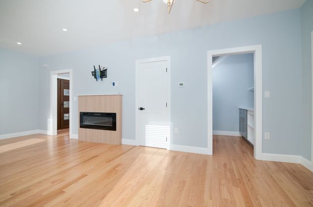 45 Tainter St 45, Medford, MA 02155