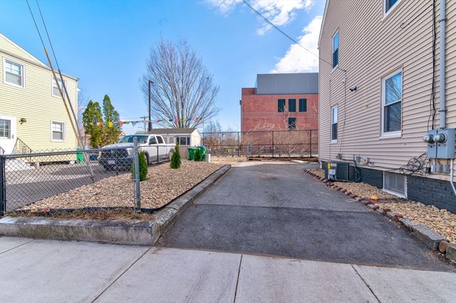 45 Tainter St 45, Medford, MA 02155