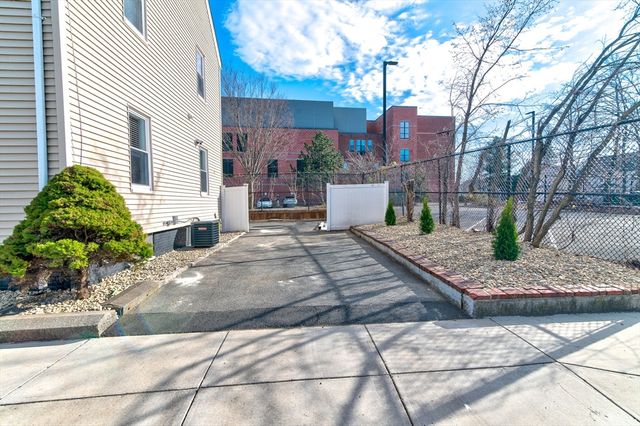 45 Tainter St 45, Medford, MA 02155