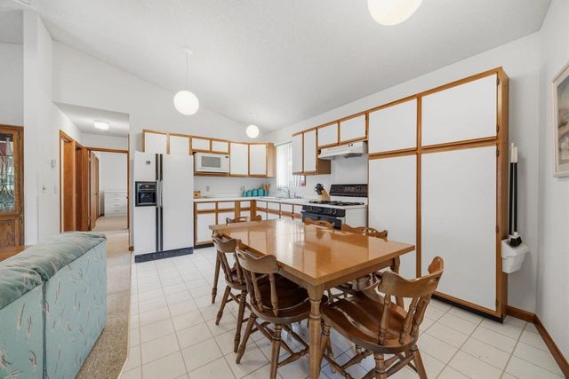 10512 N Kidder Road, Edgerton, WI 53534