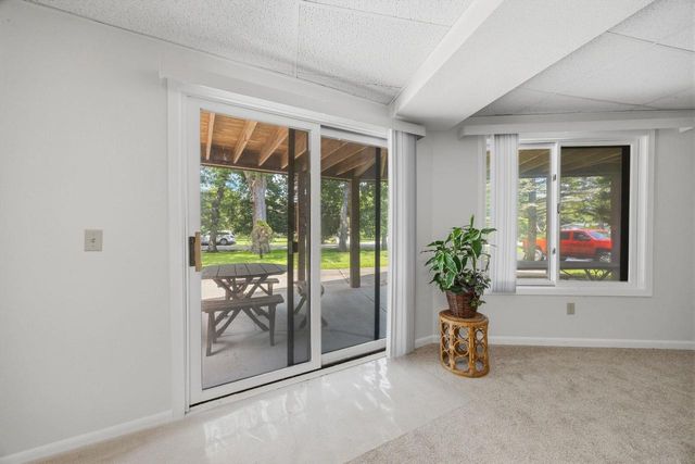 10512 N Kidder Road, Edgerton, WI 53534