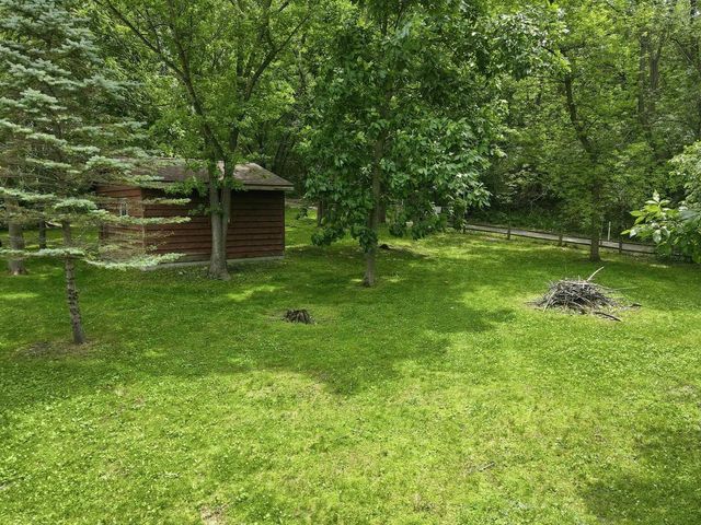 10512 N Kidder Road, Edgerton, WI 53534