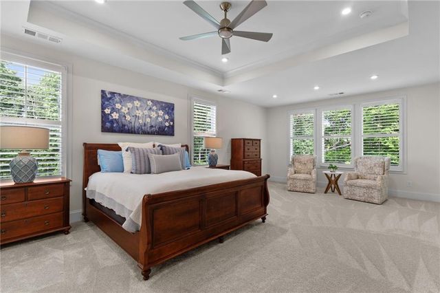 386 Kentucky Court, Hoschton, GA 30548