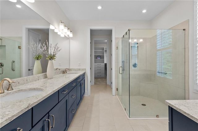 386 Kentucky Court, Hoschton, GA 30548
