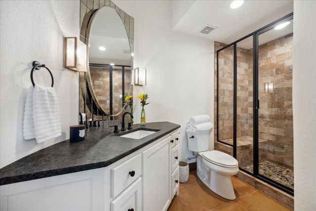 5400 Canyon Oaks DR, Lago Vista, TX 78645
