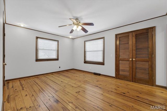 6 Castle Drive, Florissant, MO 63034