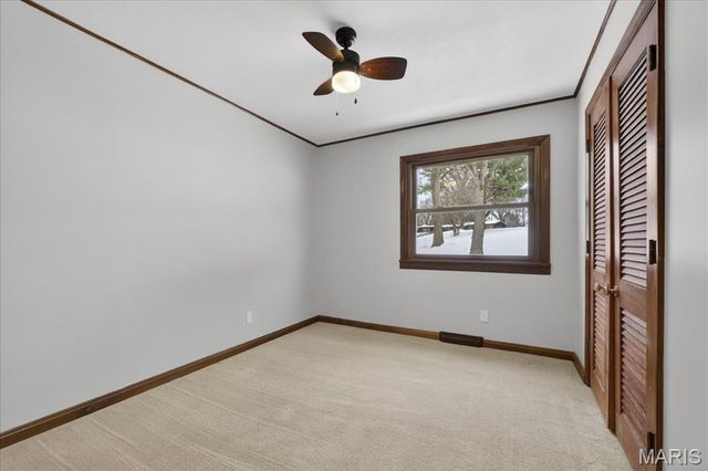 6 Castle Drive, Florissant, MO 63034