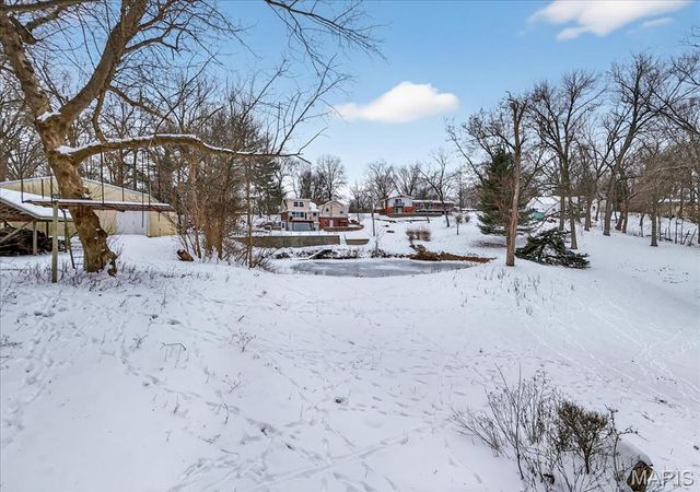 6 Castle Drive, Florissant, MO 63034