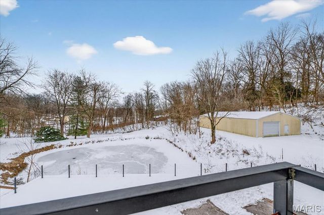 6 Castle Drive, Florissant, MO 63034