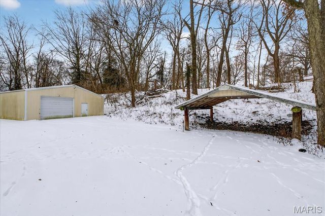 6 Castle Drive, Florissant, MO 63034