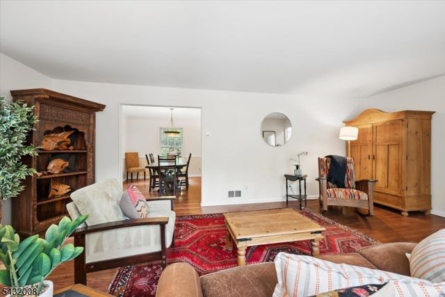 14 Long Ridge Rd, Parsippany-troy Hills Twp., NJ 07869