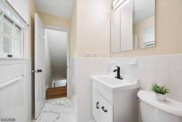 14 Long Ridge Rd, Parsippany-troy Hills Twp., NJ 07869