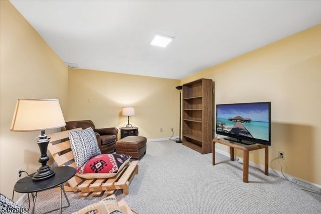 14 Long Ridge Rd, Parsippany-troy Hills Twp., NJ 07869