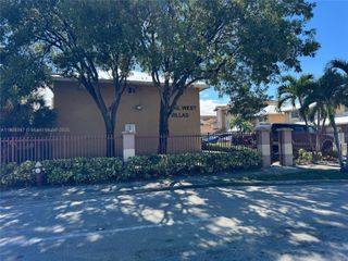 3384 W 80th St 102, Hialeah, FL 33018